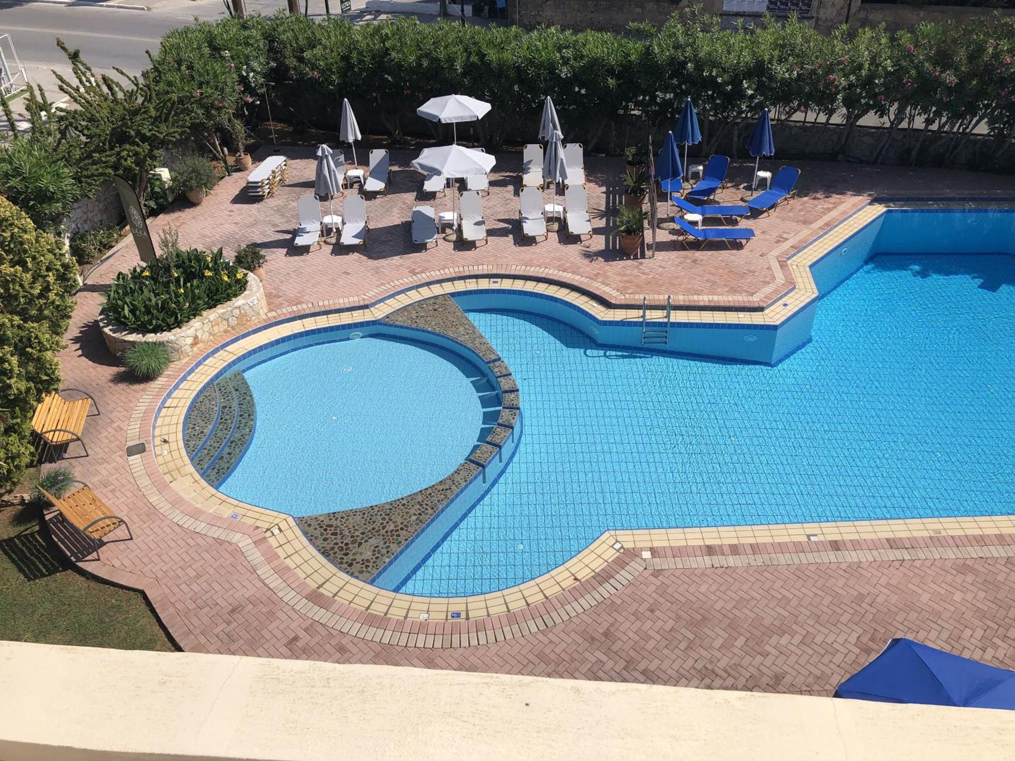 Lefka Apartments Parigoria Esterno foto